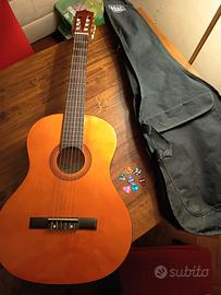 Chitarra classica + porta chitarra + plettri