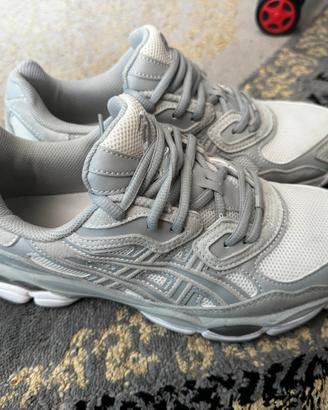 scarpe asisc