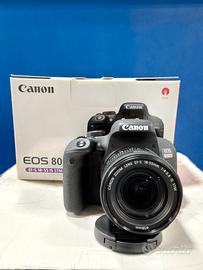 Canon 800D + 18-55 IS STM in Stato ottimale