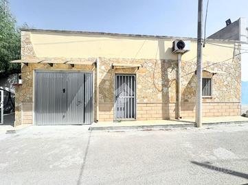 CASA INDIPENDENTE A MANDURIA