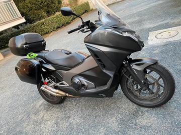 Honda integra 750 anno 2018 esp abs