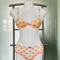 Completo intimo in pizzo tg 2 Intimissimi