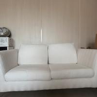 Divano 2 posti sfoderabile stile moderno