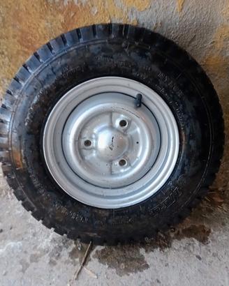 ruota di scorta a tre bulloni 