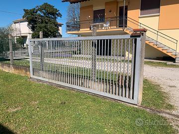 Cancello scorrevole usato 