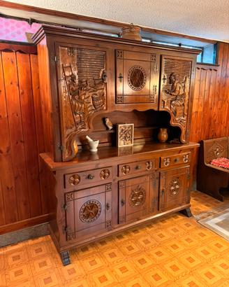 Credenza