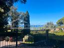 terra-tetto-indipendente-con-giardino-vista-mare