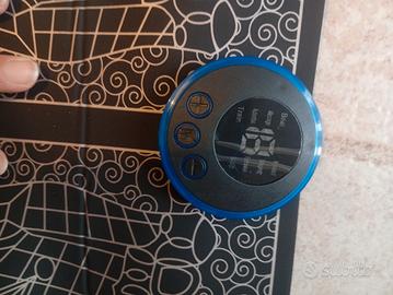 Elettrostimolatore per piedi e gambe.