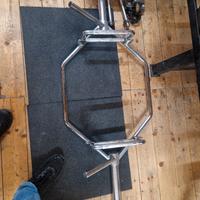 quadra bar con pendalic