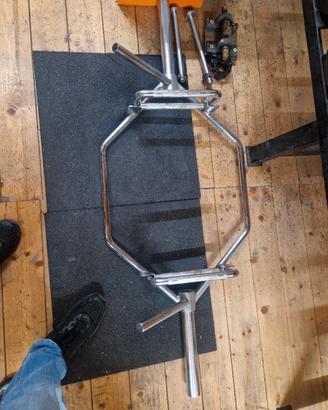 quadra bar con pendalic