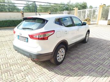 Nissan Qashqai 1.2 DIG-T Tekna