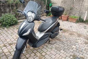 Beverly 350 Sport Touring