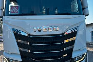 Iveco S-way 510