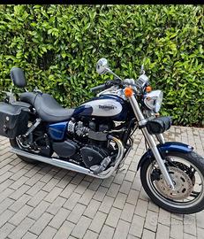 custom tryumph speedmaster 865