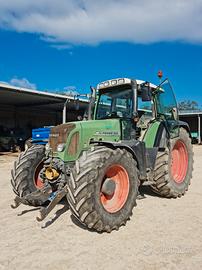 Trattore Fendt ed attrezzature