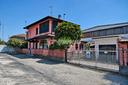 appartamento-in-villa-con-giardino-