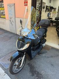Honda SH 150 - 2008 nero - PERMUTE
