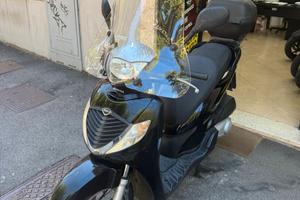 Honda SH 150 - 2008 nero - PERMUTE