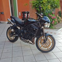 Triumph Street Triple R 2010