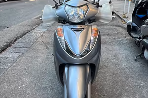 HONDA SH 300