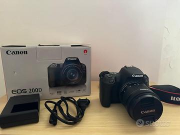 Fotocamera canon eos 200D