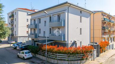 3 LOCALI A CARPI