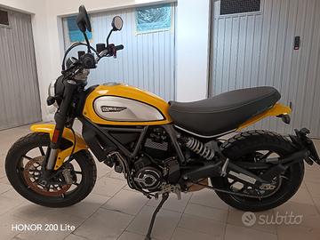 moto ducati 