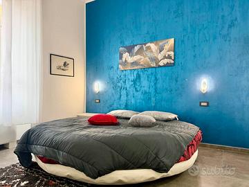 letto matrimoniale tondo praticamente nuovo 