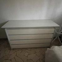 Cassettiera in legno laccato