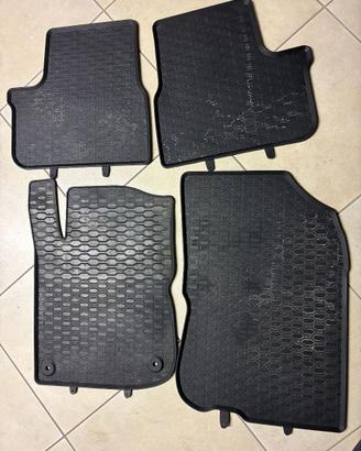 Tappetini in gomma per Peugeot 208