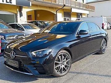 MERCEDES-BENZ E 200 PREMIUM AMG berlina Auto Mil