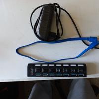 HUB USB 3 - 7 porte con microswitch