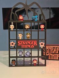 Espositore  Stranger Things Kinder Joy 