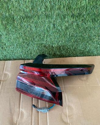fanale stop posteriore destro Nissan Qashqai J12 