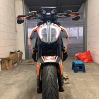KTM DUKE 390