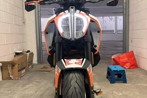 KTM DUKE 390