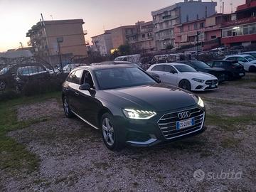 Audi A4 Avant 40 TDI S tronic line edition