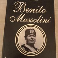 libro Benito Mussolini 