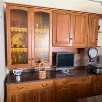 Cucina in vero  rovere e marmo pietra naturale