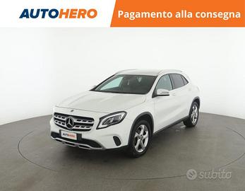 MERCEDES-BENZ GLA 200 Sport