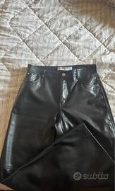 pantaloni di eco pelle