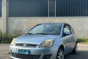 Ford Fiesta + Treno gomme e cerchi invernali