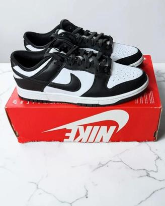 Nike Dunk Low Nere e Bianche 35 Nuove