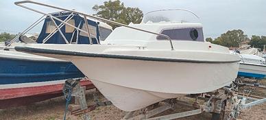 Imbarcazione tonnetto 5.50 metri