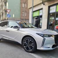 DS AUTOMOBILES DS 4 E-Tense 225 Cross Trocadero