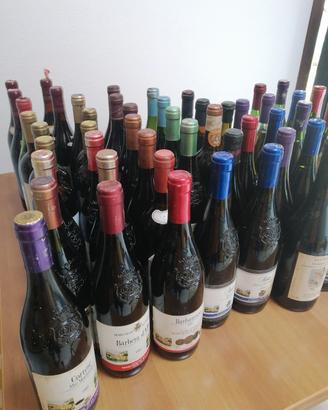 collezione vini piemontesi anni '80 e' 90. 