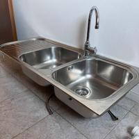 Lavello a due vasche