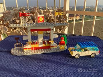 LEGO DISTRIBUTORE DI BENZINA SHELL CON AUTOMOBILIN
