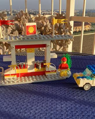 LEGO DISTRIBUTORE DI BENZINA SHELL CON AUTOMOBILIN