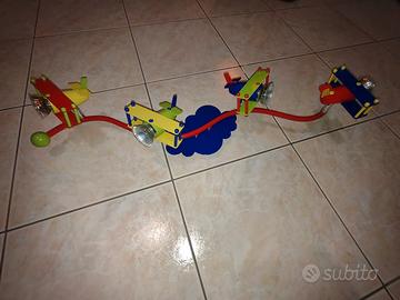 lampadario con aereoplanini 